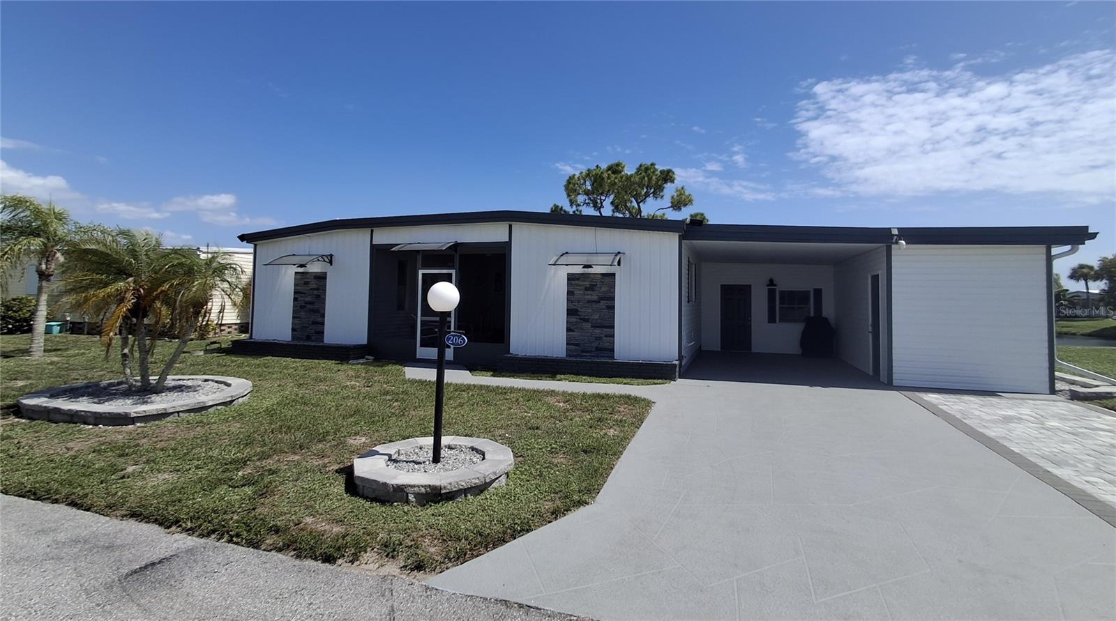 206 TORTOLA WAY - Photo 1