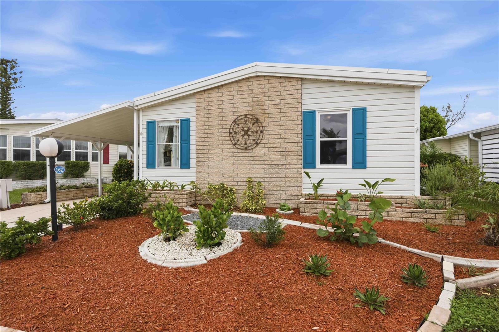 162 BERMUDA WAY - Photo 1