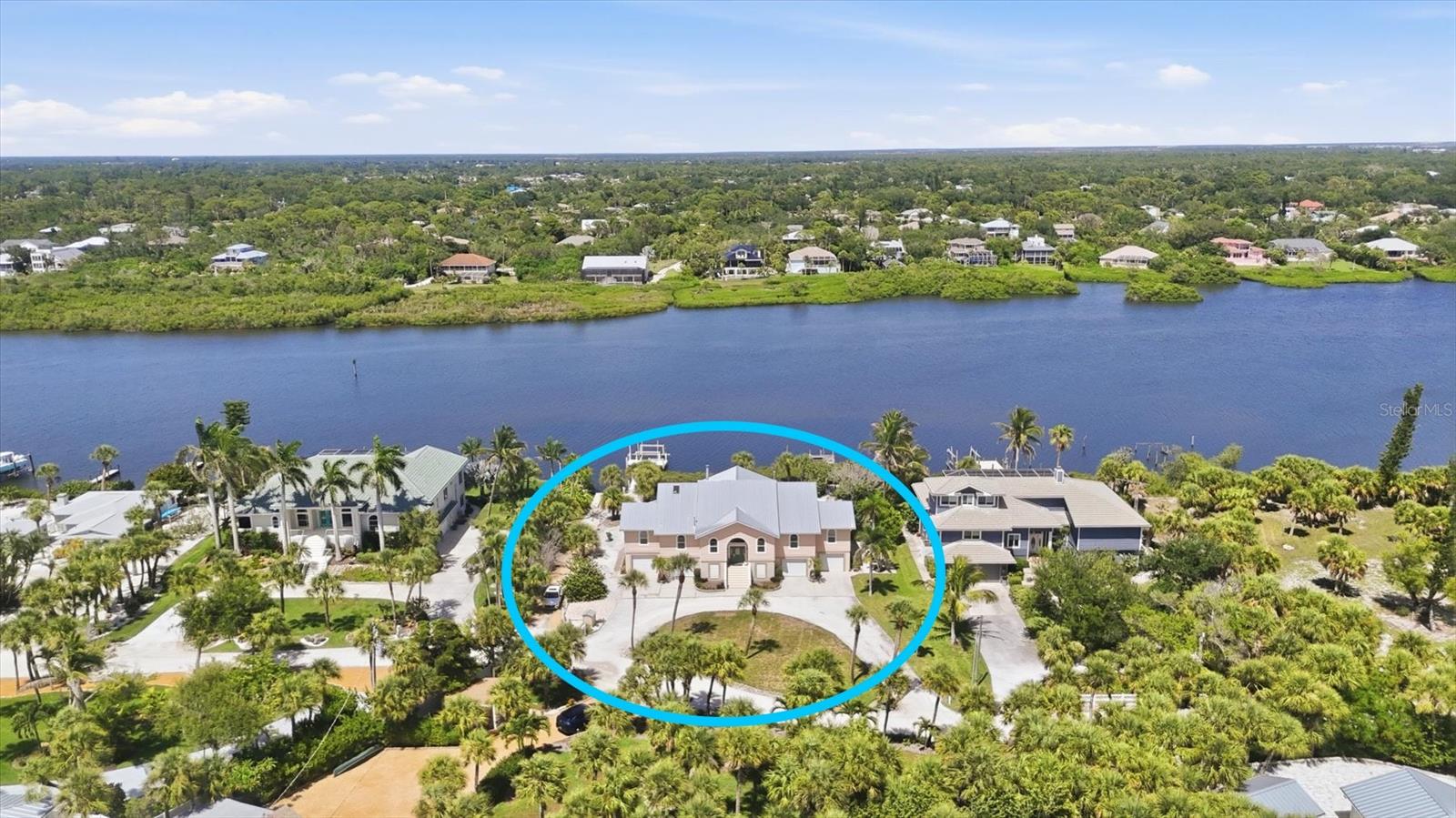 721 N MANASOTA KEY RD - Photo 1