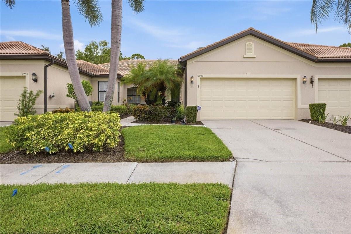 2063 BATELLO DR - Photo 1