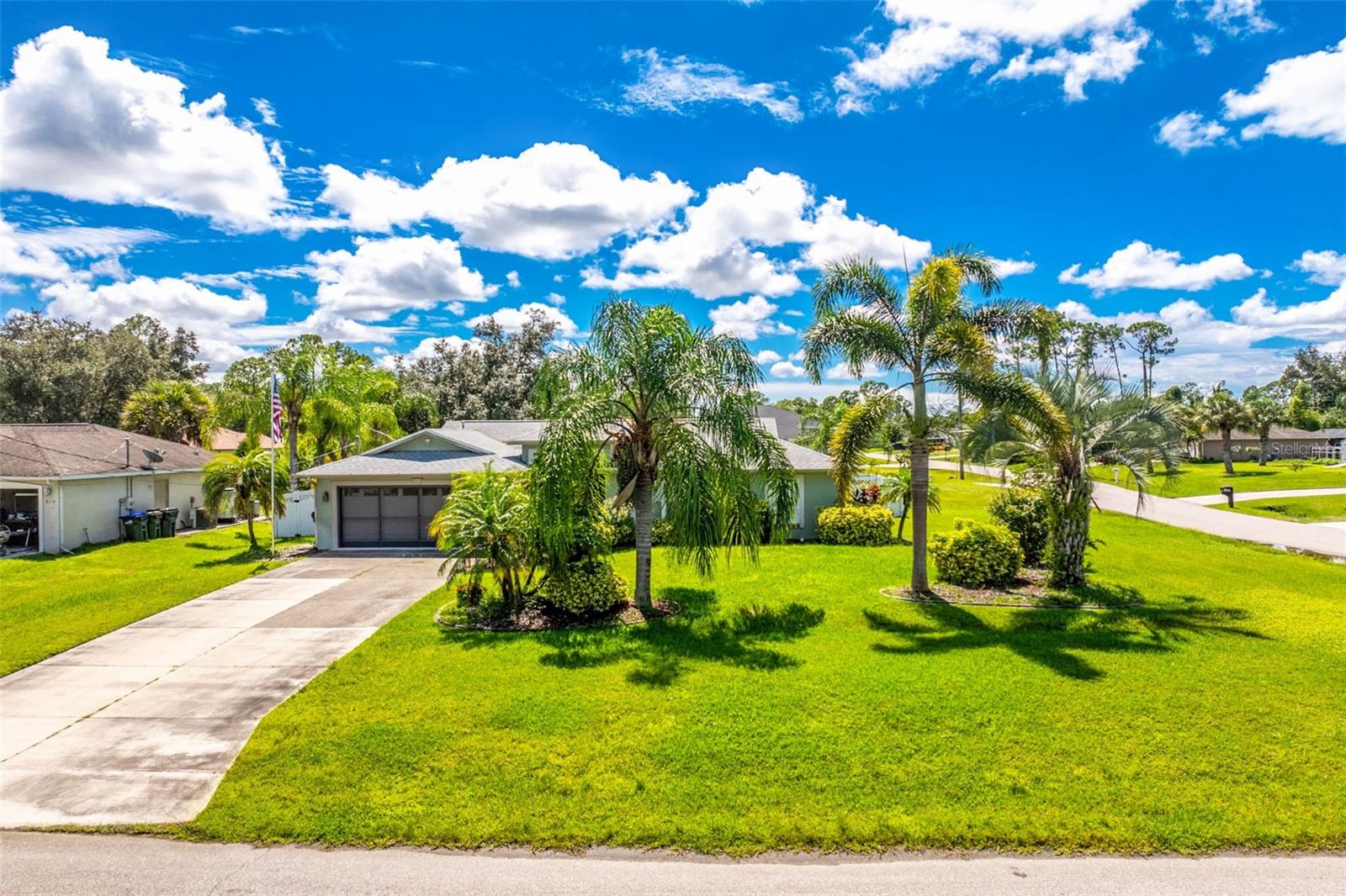 3877 LAVILLA AVE - Photo 1
