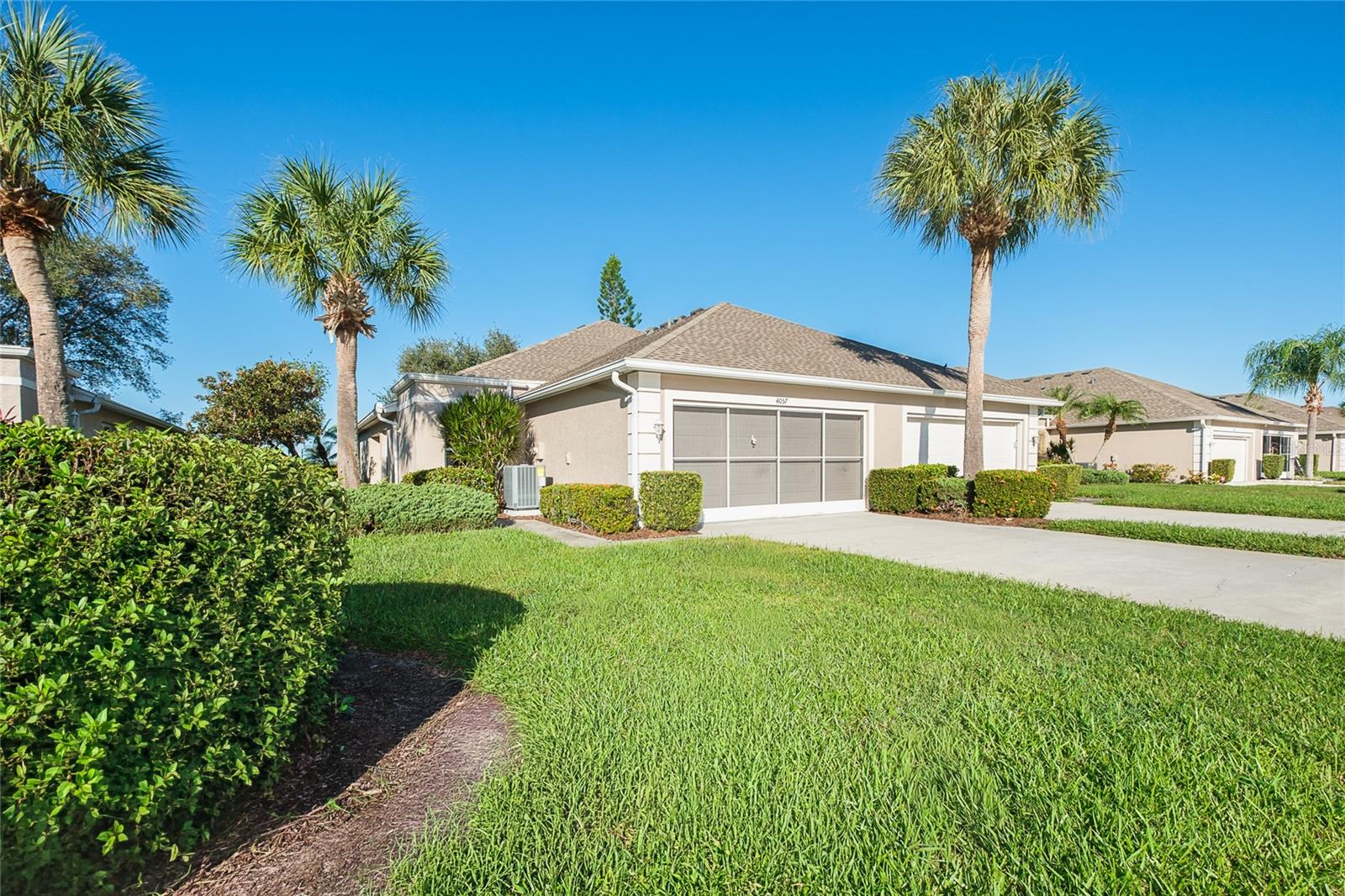 4057 FAIRWAY DR - Photo 1