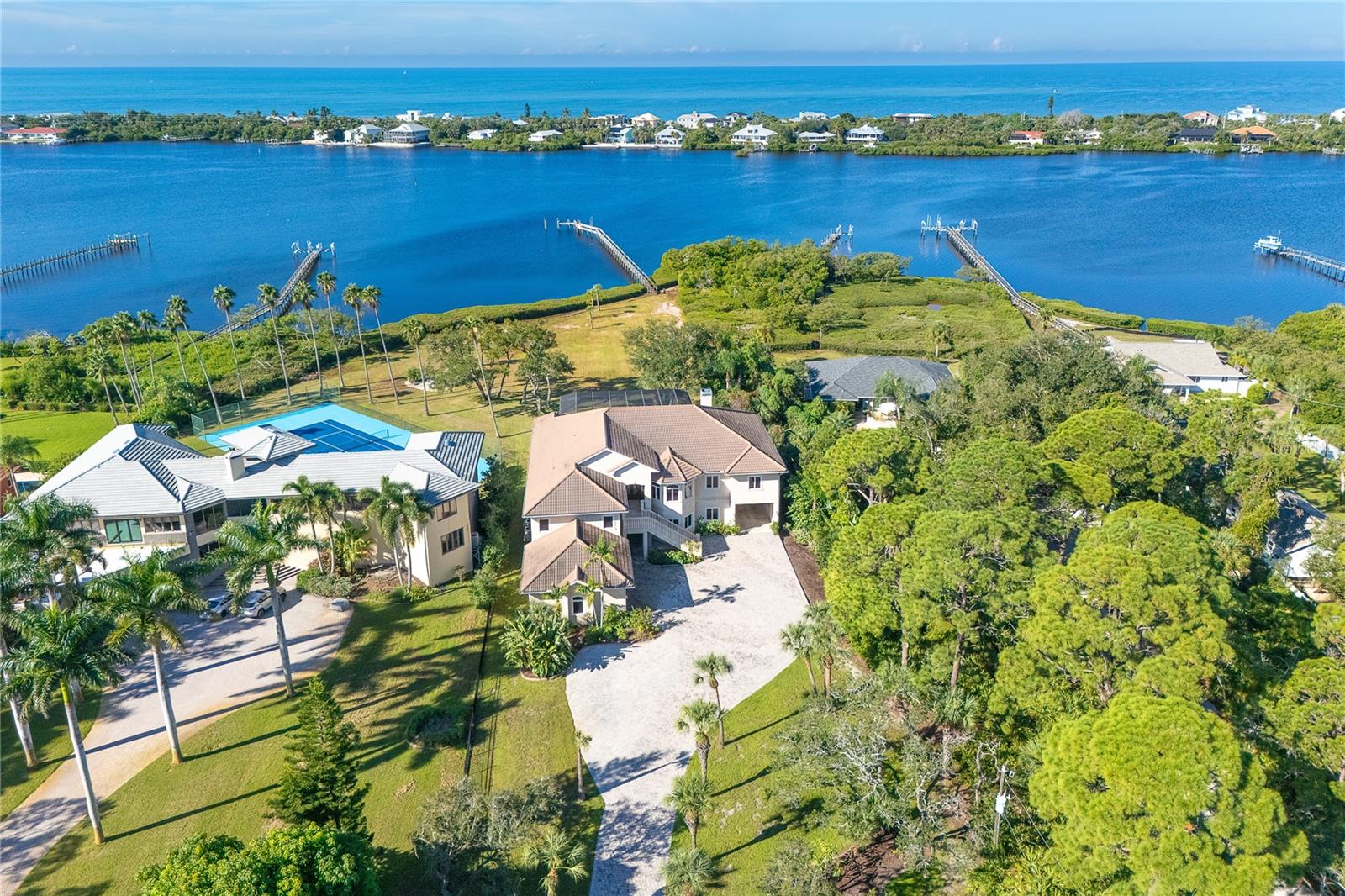 1930 BAYSHORE DR - Photo 1