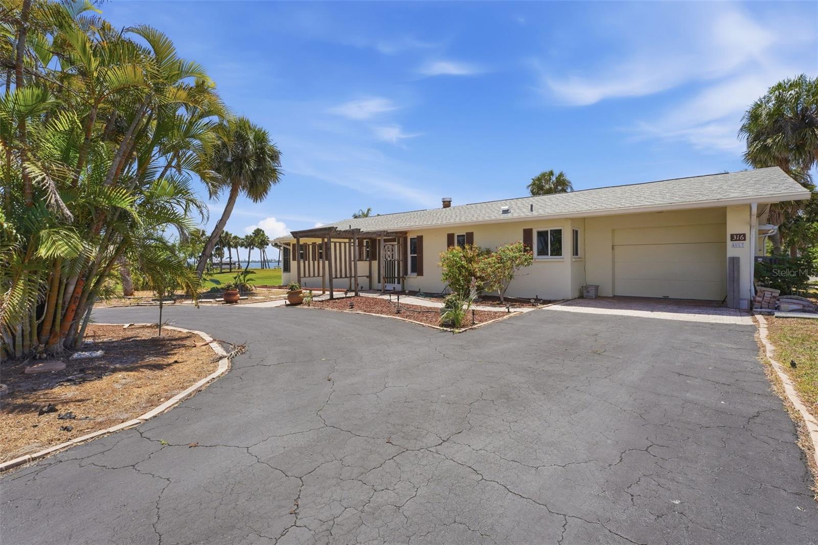 316 S MANGO ST - Photo 1