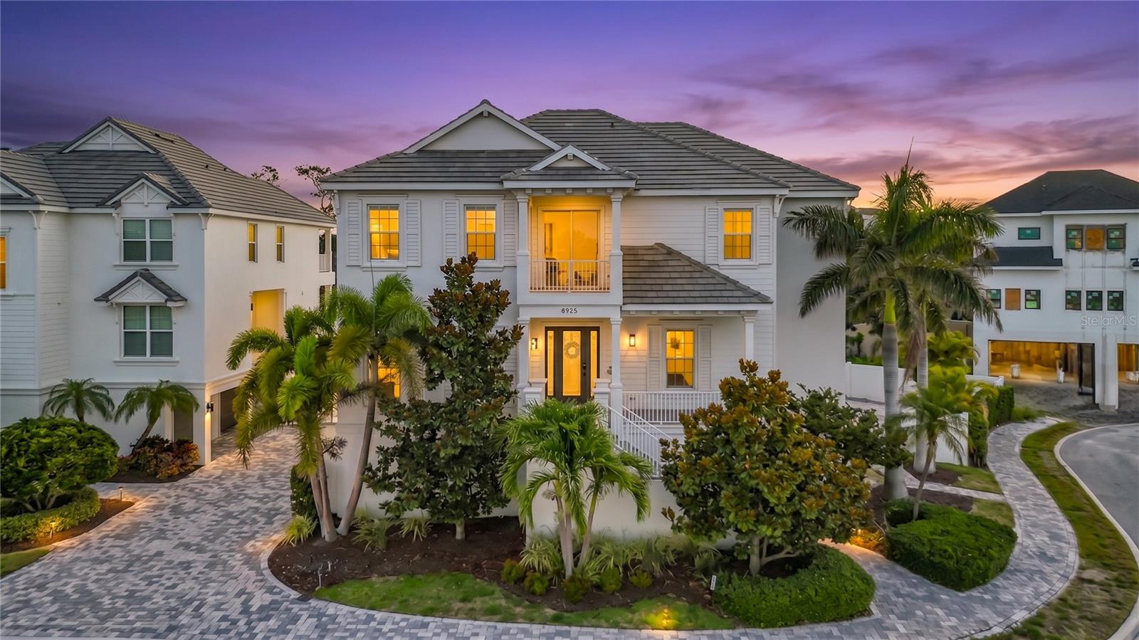 6925 BOCHI CIR - Photo 1