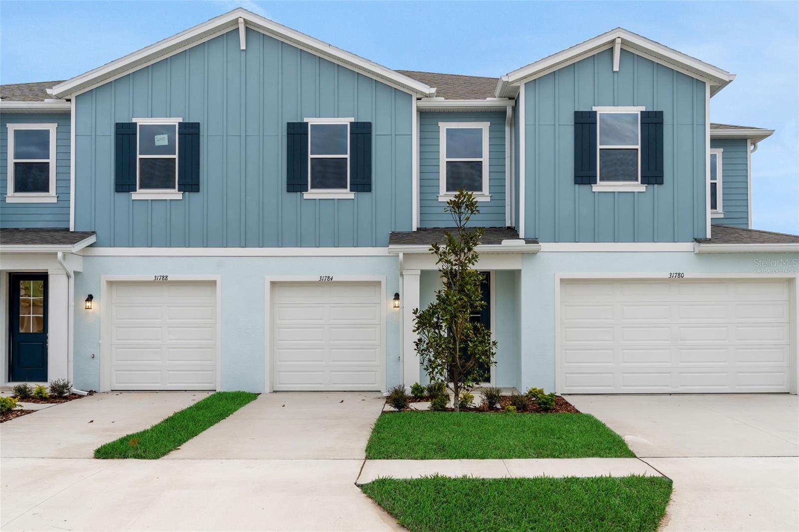 31630 OCEAN BREEZE DR - Photo 1