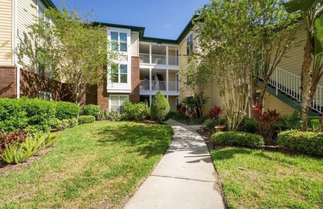 4107 CHATHAM OAK CT #326 - Photo 1