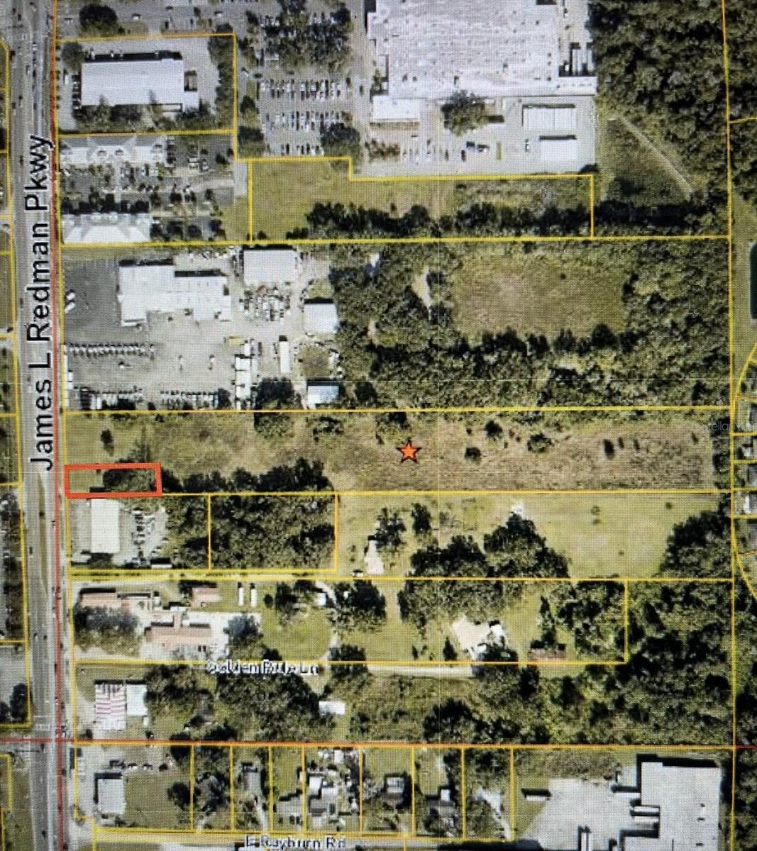 2906 JAMES L REDMAN PKWY - Photo 1