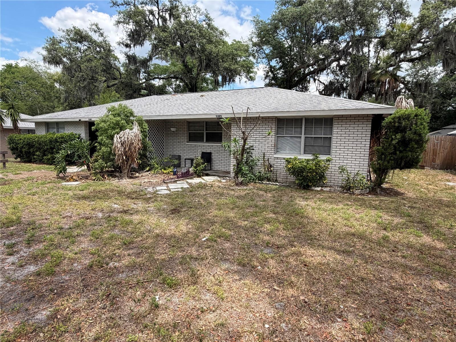 5305 OAKWOOD CT #17 - Photo 1