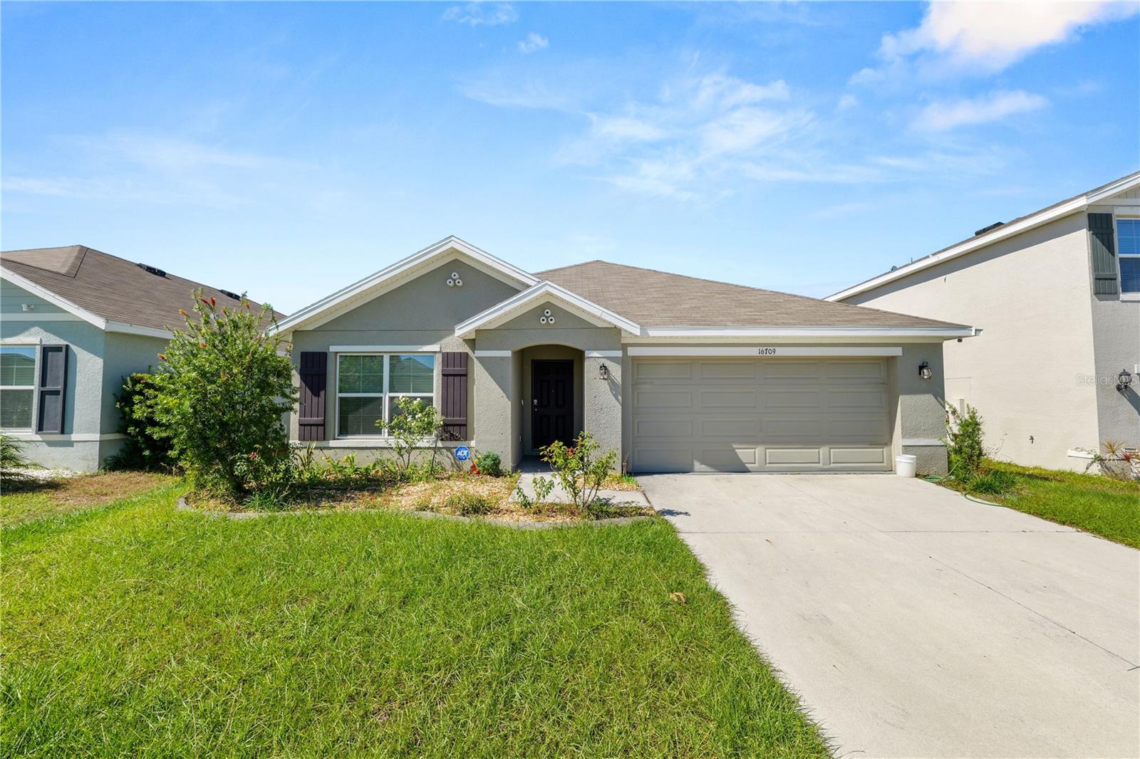 16709 PARKER RIVER ST - Photo 1
