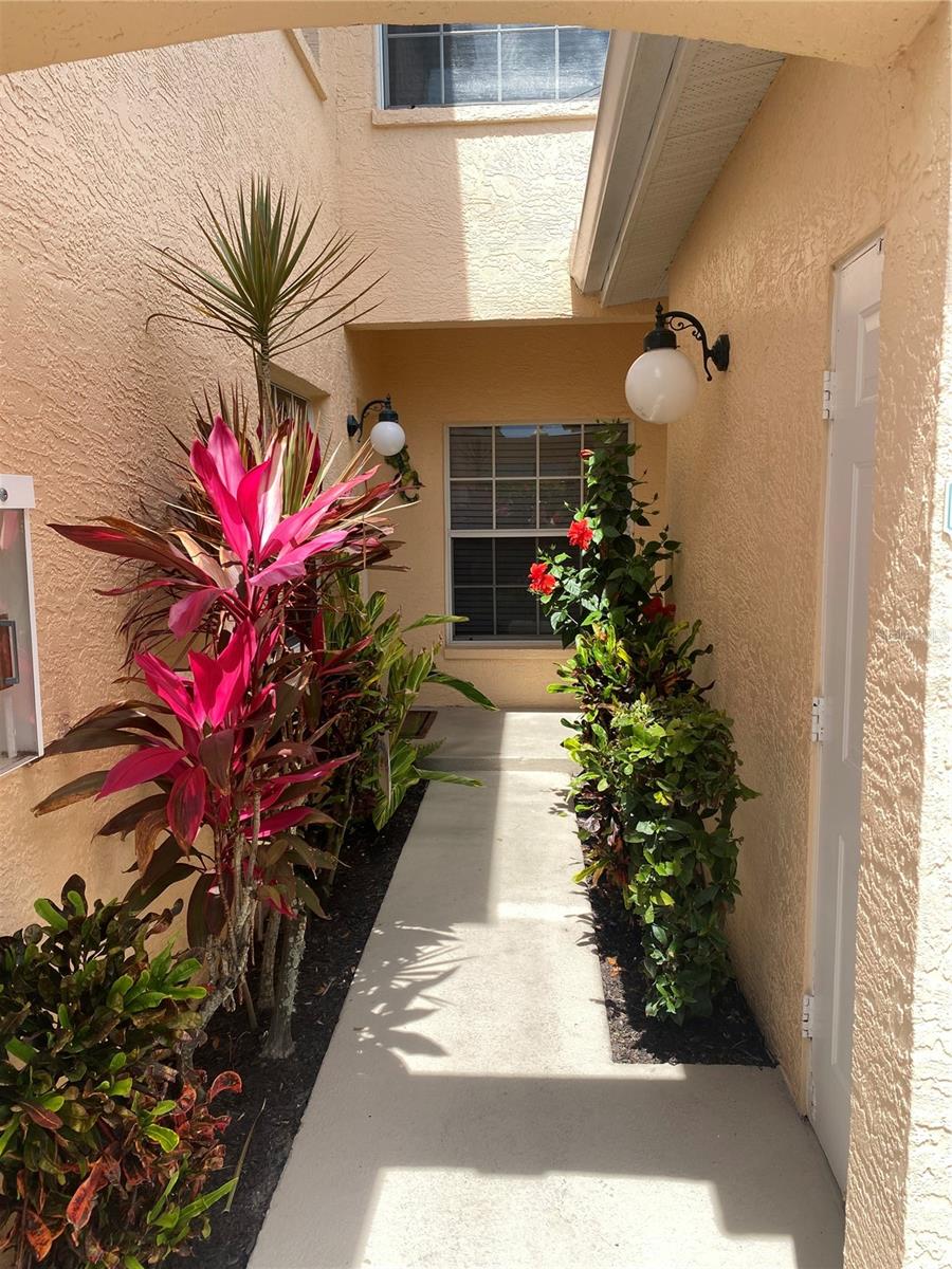801 GONDOLA PARK DR #801 - Photo 1