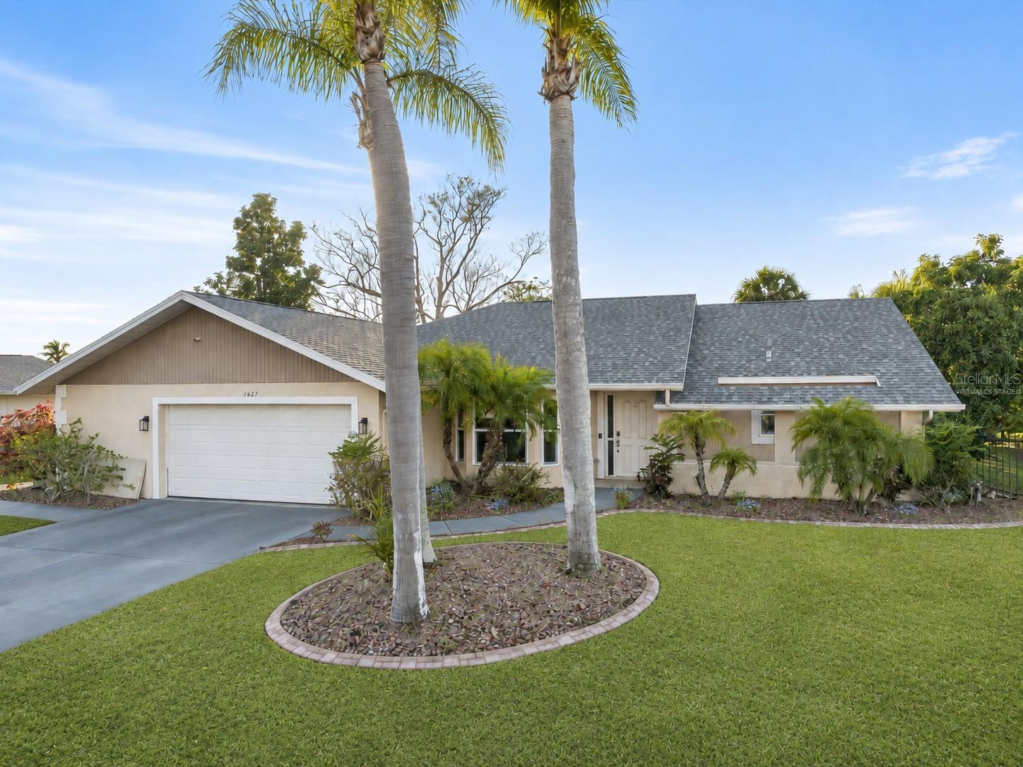 1627 DEL MONTE CT - Photo 1
