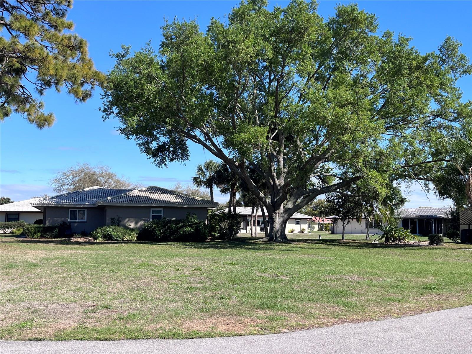 618 RUBENS DR #618 - Photo 1