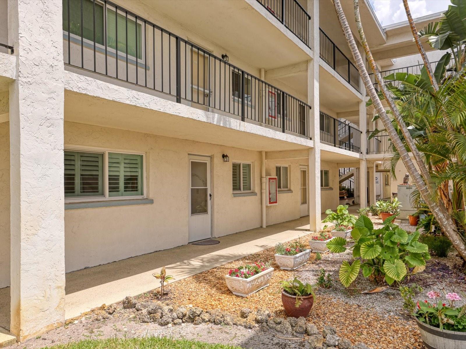 708 TAMIAMI TRL S #105 - Photo 1