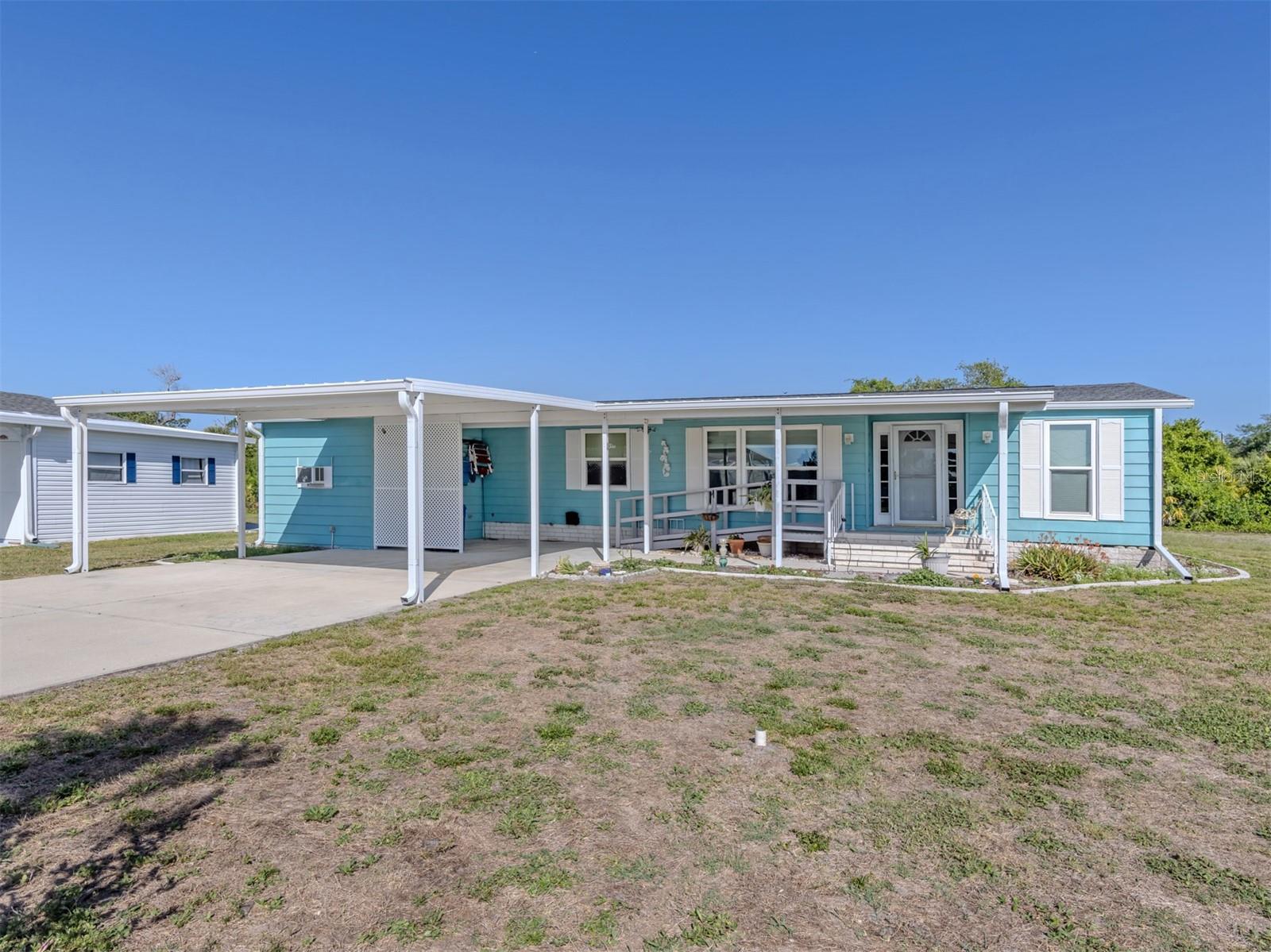 592 PORTSIDE DR - Photo 1