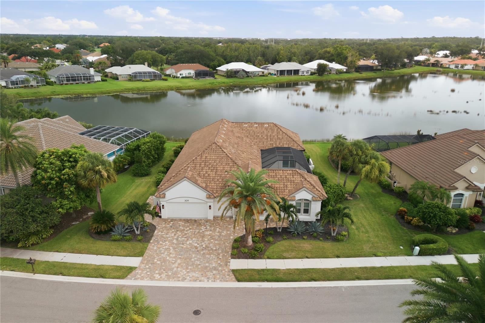 309 S STONE BRIAR CREEK DR - Photo 1