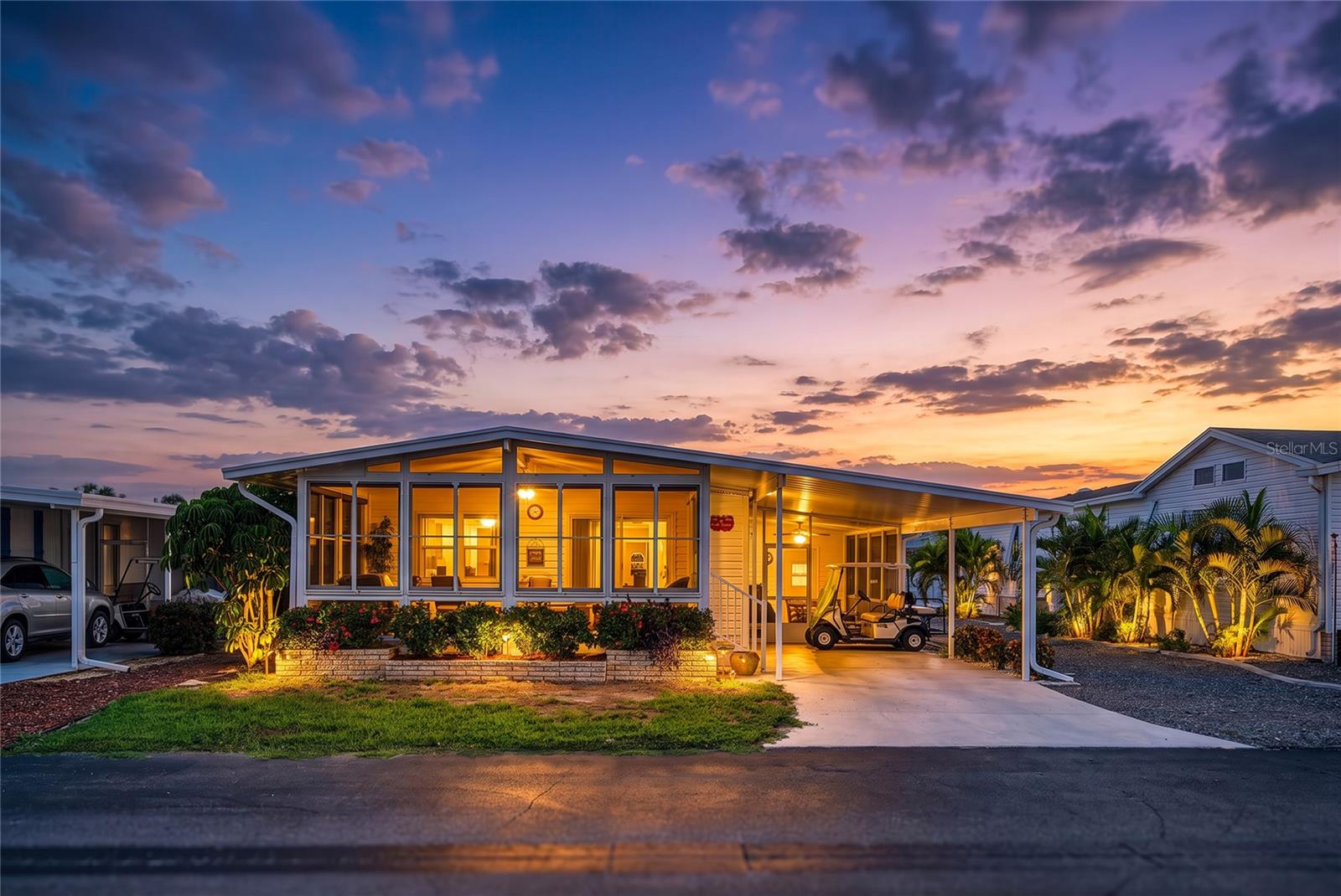 11 DEL PRADO DR - Photo 1