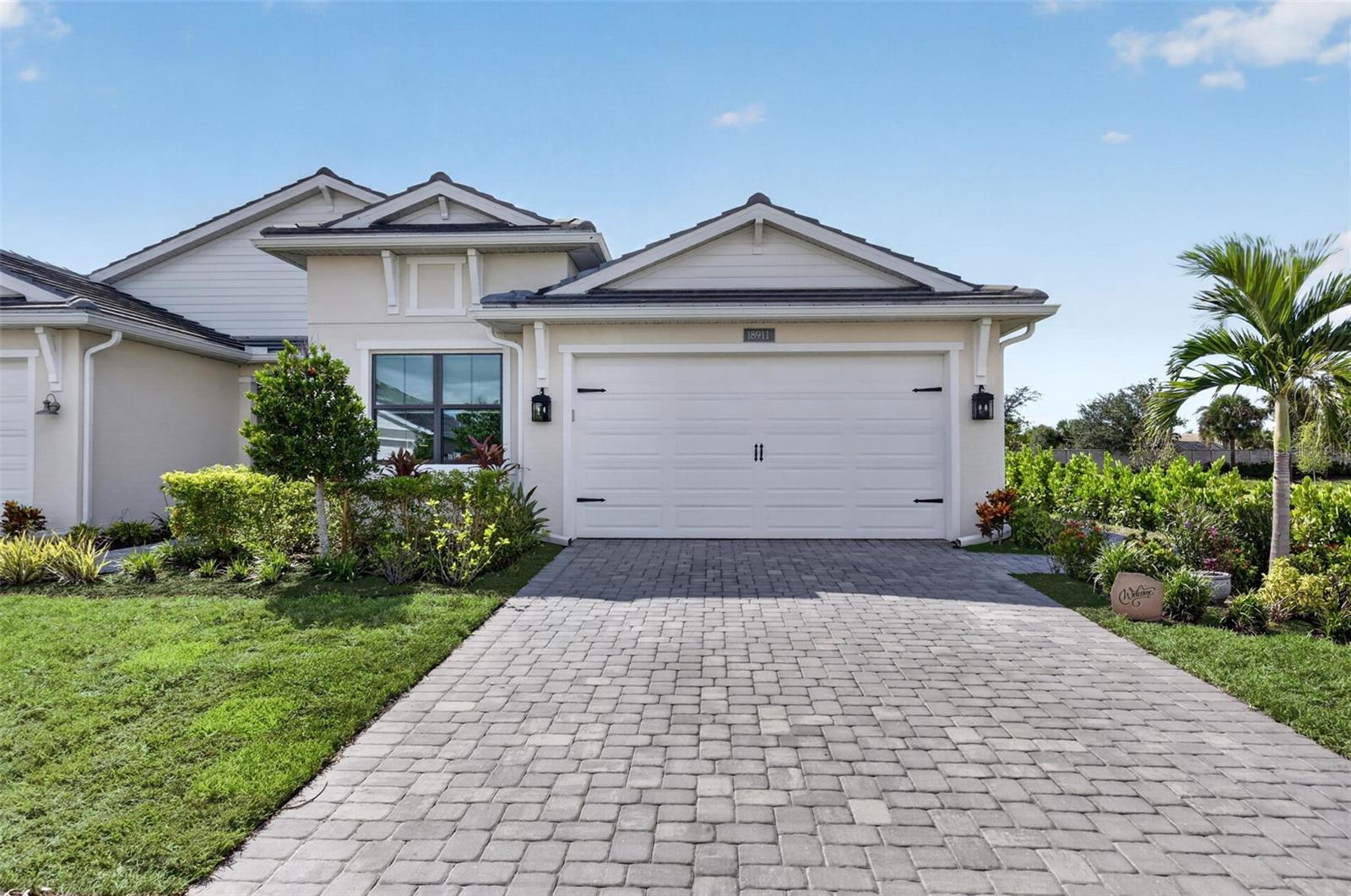 18911 DAYSPRING PL - Photo 1