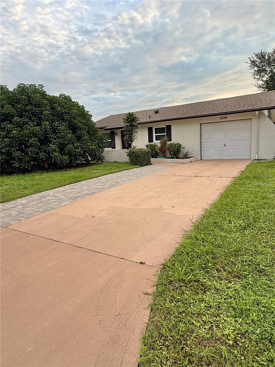 1036 HOPE ST - Photo 1