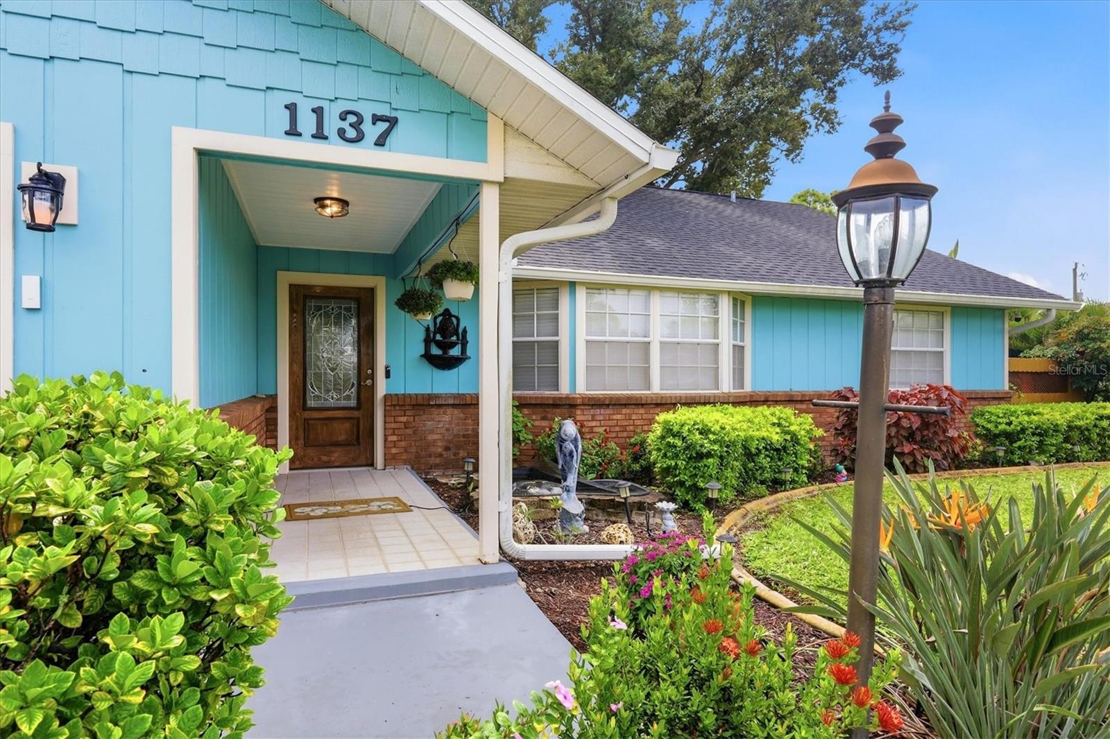 1137 PONDEROSA RD - Photo 1