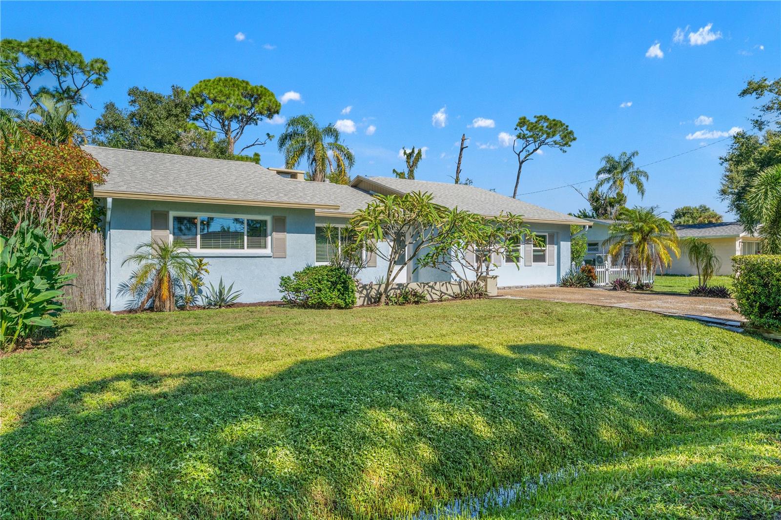 424 CARMEL RD - Photo 1