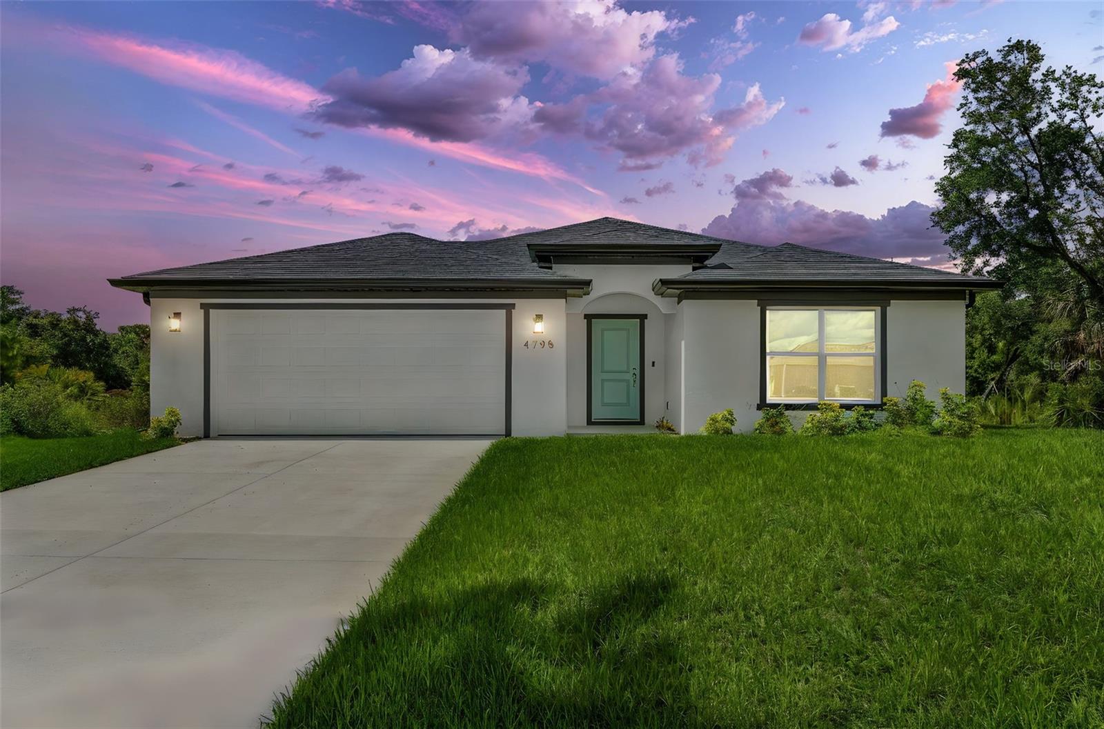 4798 JODY AVE - Photo 1
