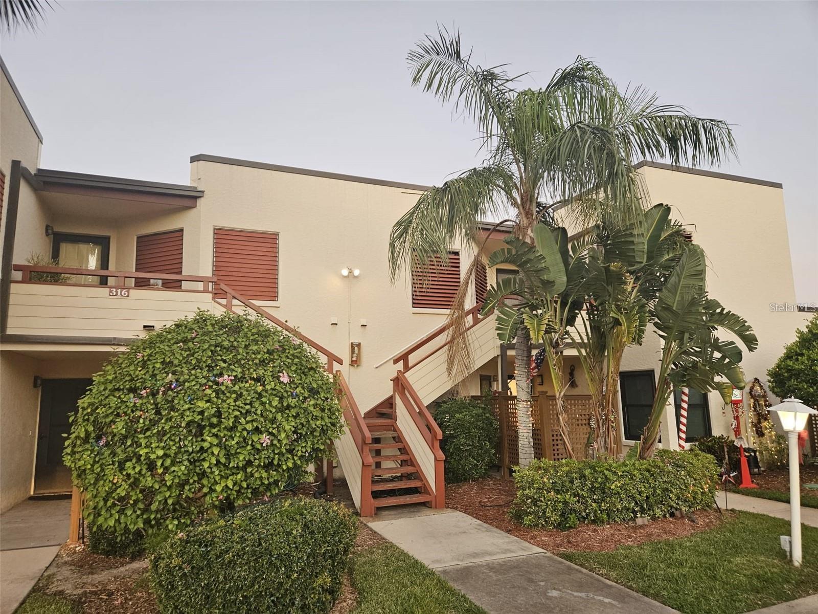 314 SPRING LAKES BLVD #314-U - Photo 1