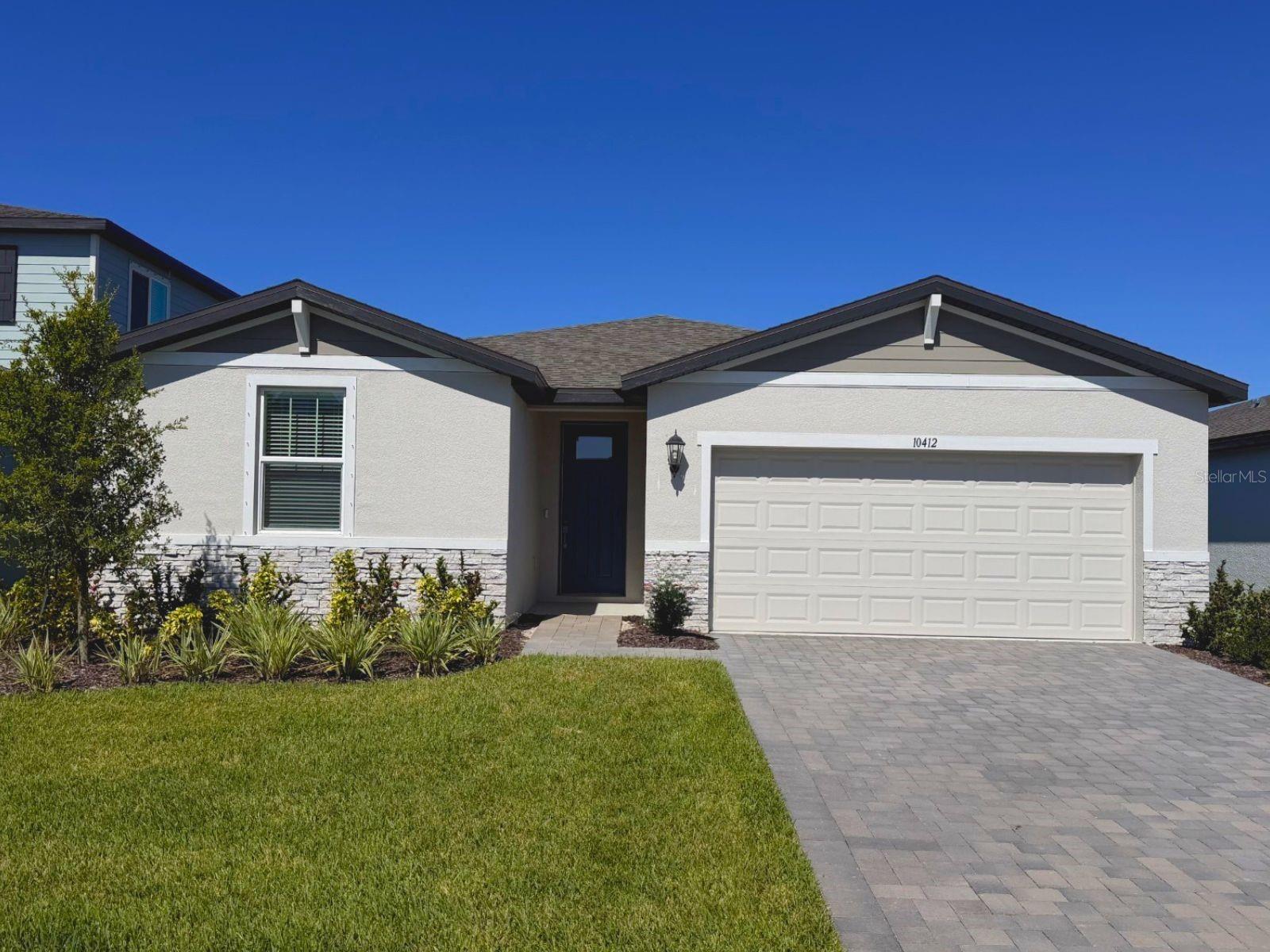 10412 ABUNDANCE GROVE WAY - Photo 1