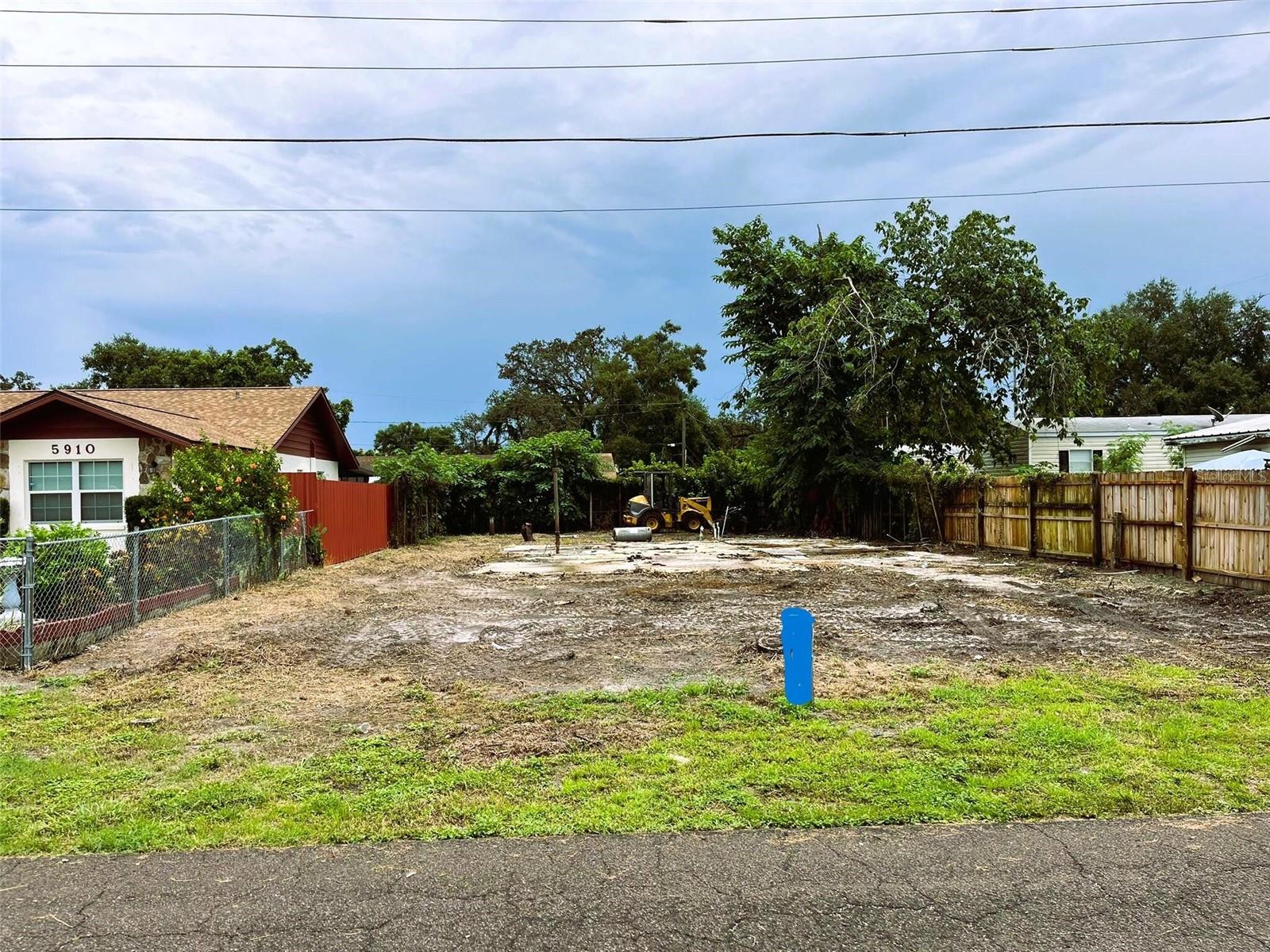Property at 5912 HARVEY ST, Riverview