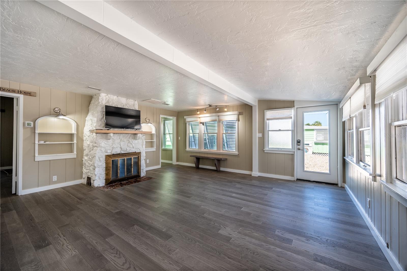 Property at 115 124TH AVE W, Treasure Island