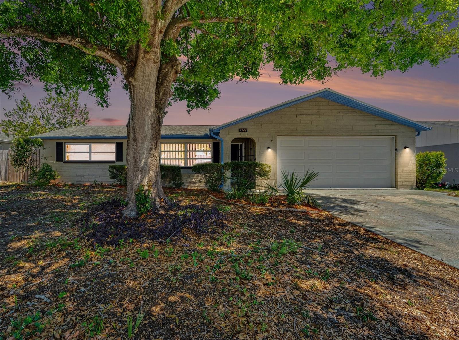 7744 WATERFORD ST - Photo 1