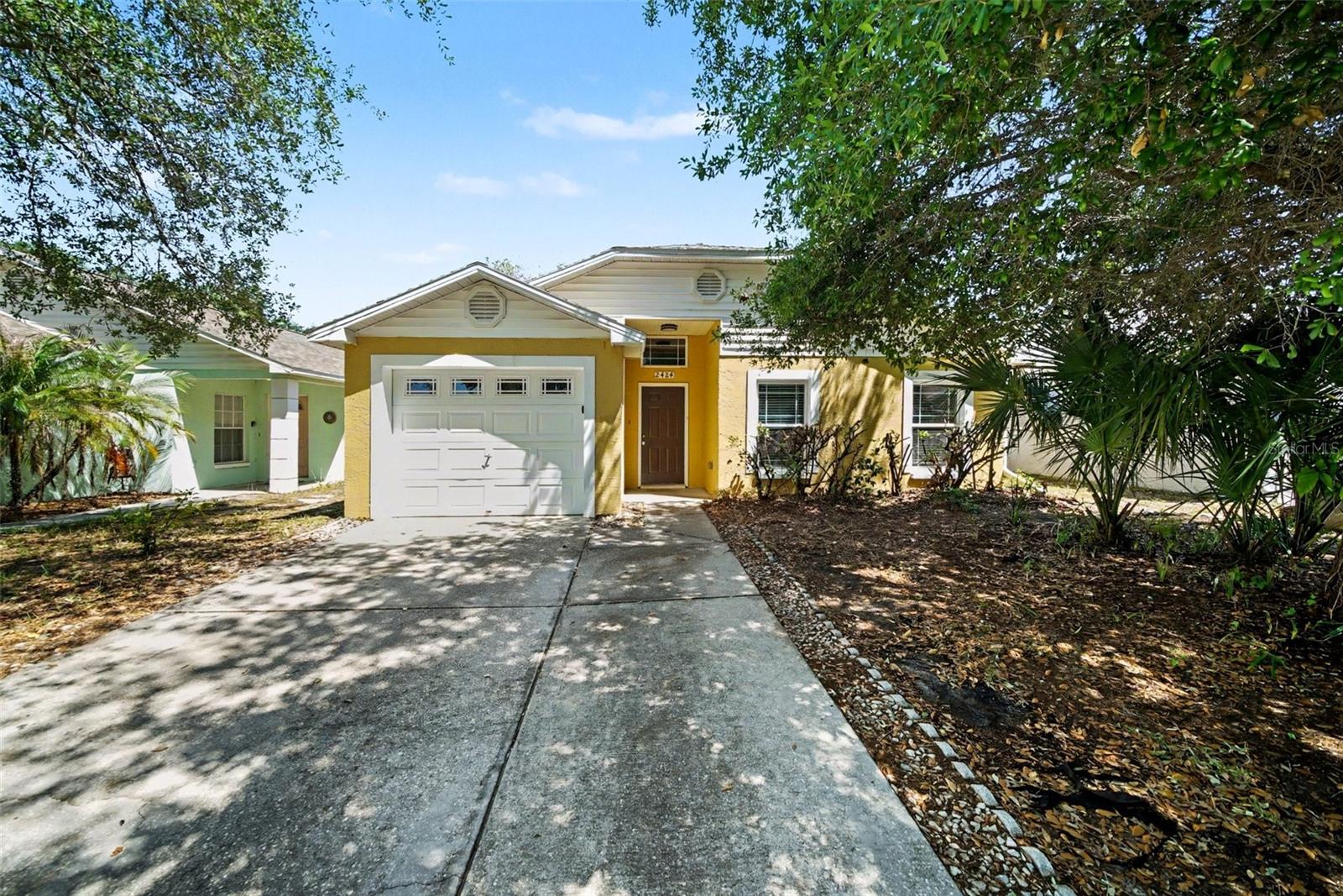 2424 CAMDEN OAKS PL - Photo 1