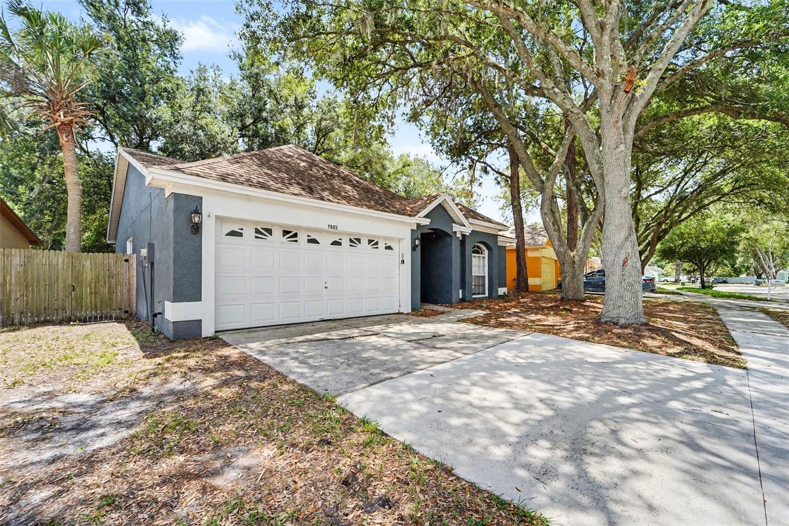 7603 SAVANNAH LN - Photo 1