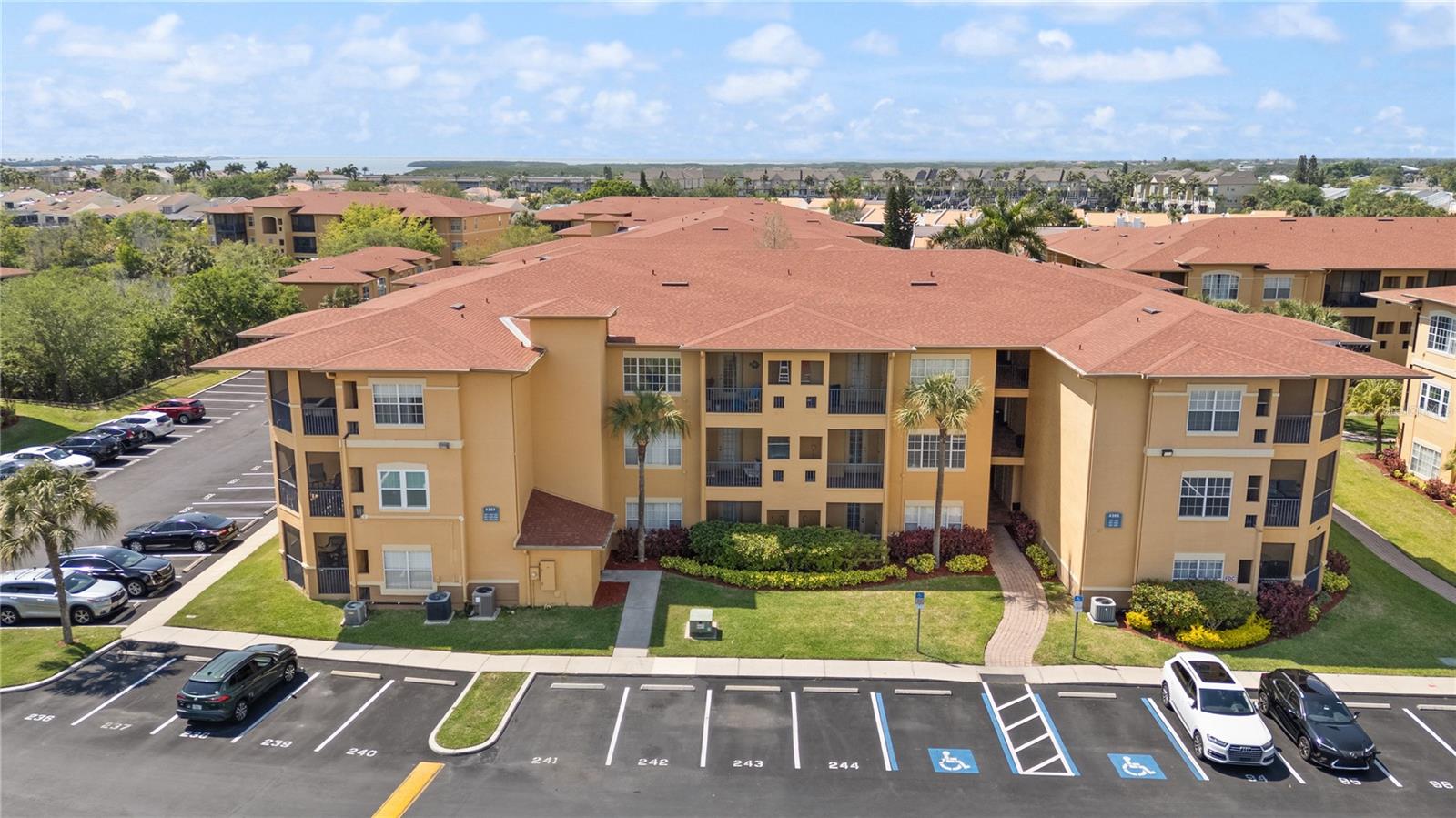 4307 BAYSIDE VILLAGE DR #103 - Photo 1