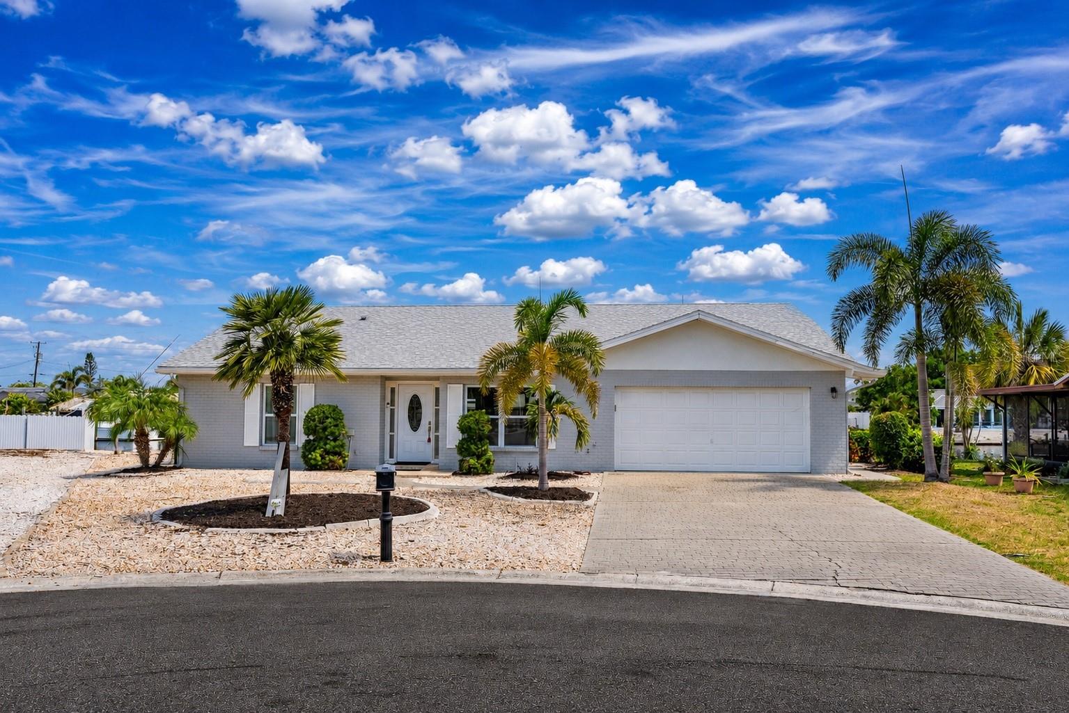 805 LEISEY CIR - Photo 1