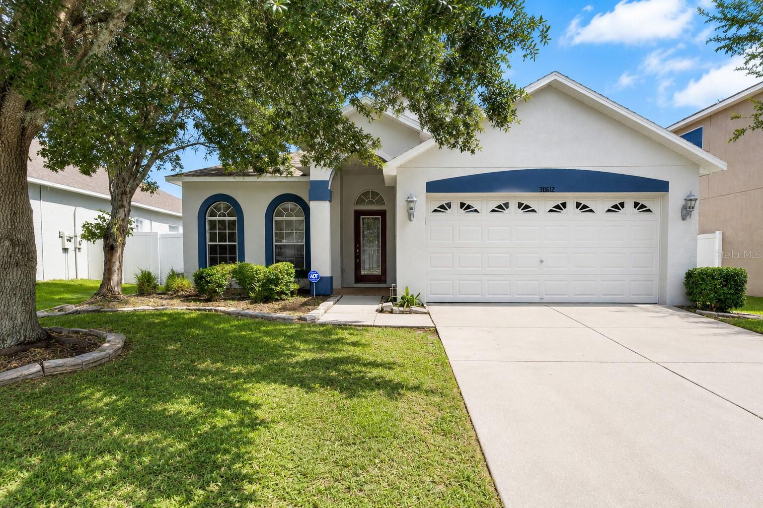 30612 PALMERSTON PL - Photo 1