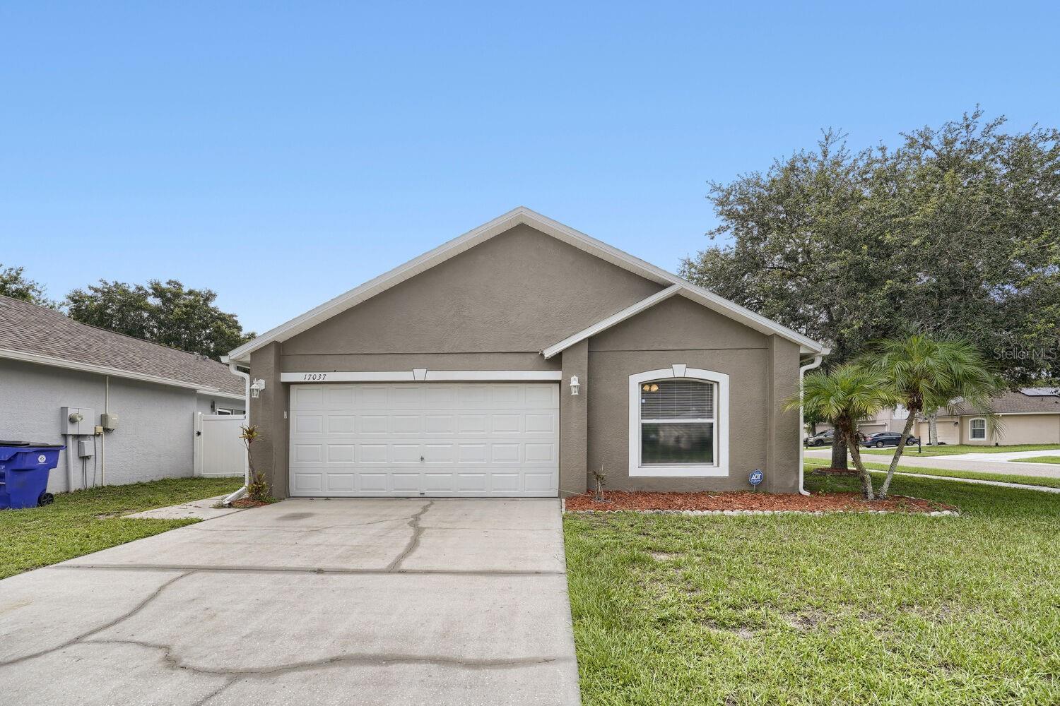 17037 HOLMBY CT - Photo 1