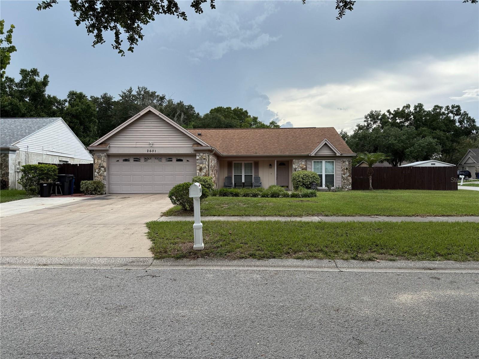 2601 HAMPTON PARK PL - Photo 1