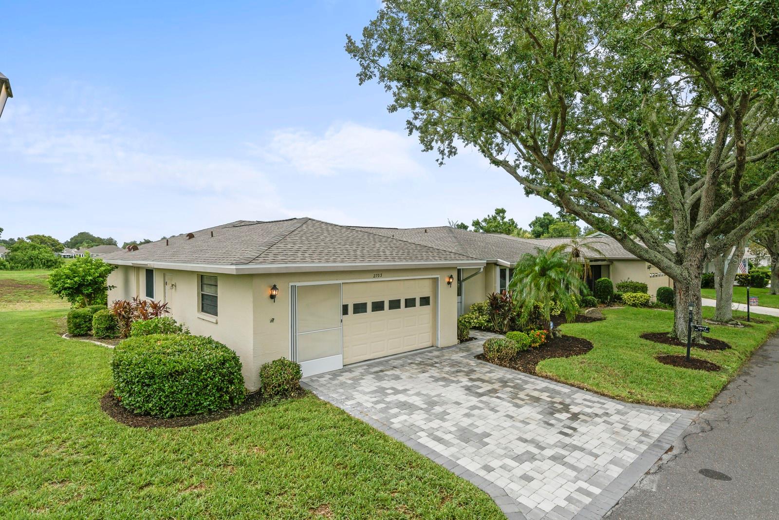 2703 LANCASTER DR - Photo 1