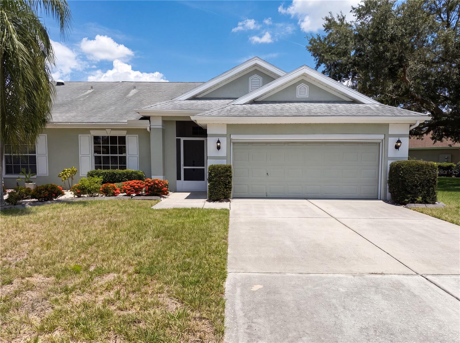 923 OXFORD PARK DR #81 - Photo 1