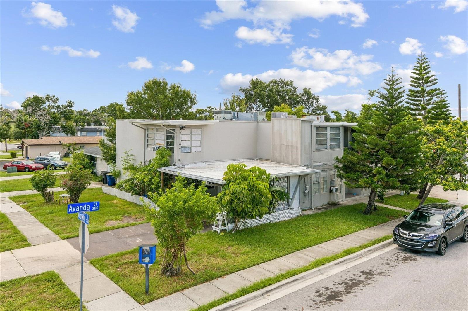 1267 FRANKLIN ST - Photo 1