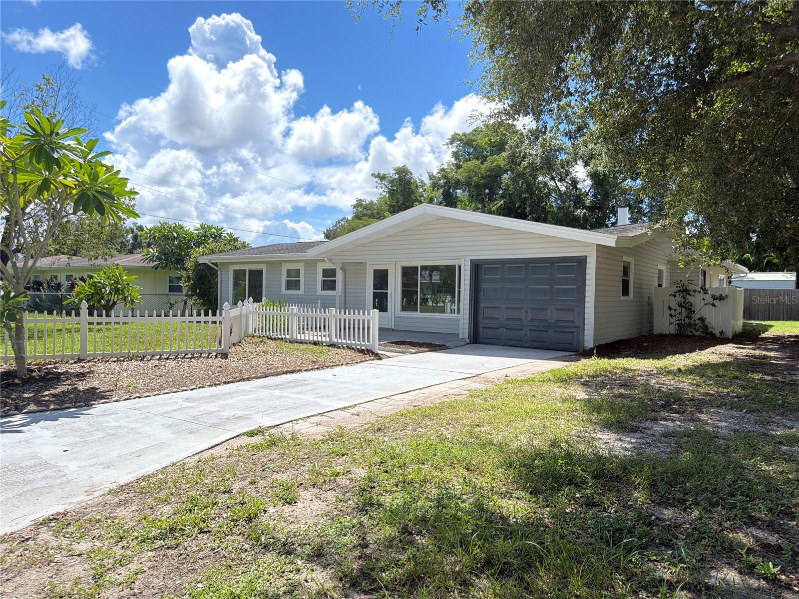 3010 HATTON ST - Photo 1