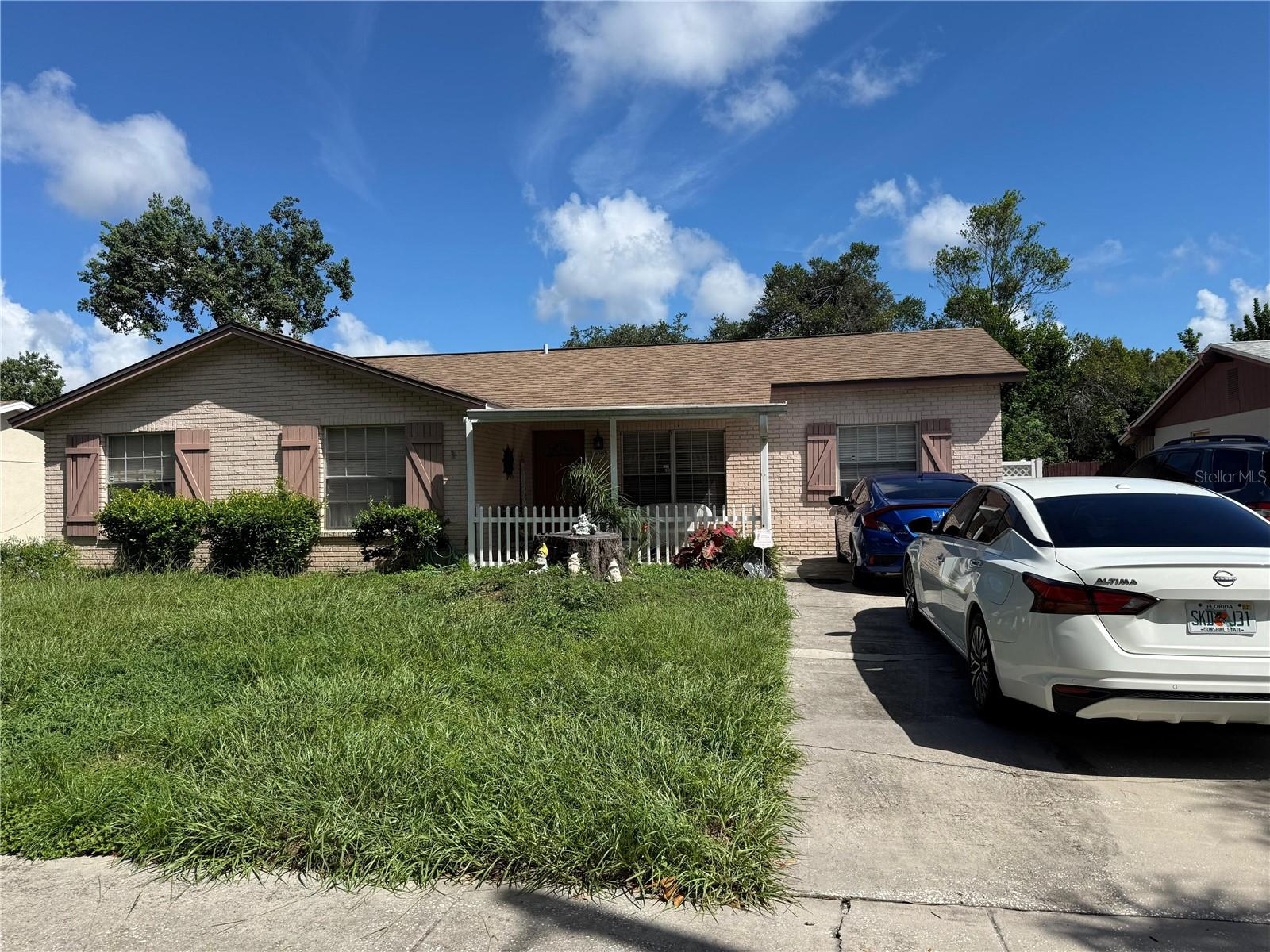 9085 ARNDALE CIR - Photo 1