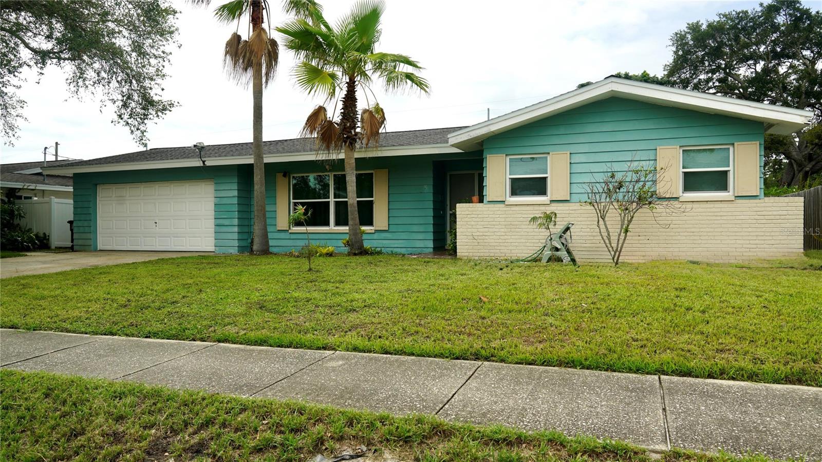 1750 GREAT BRIKHILL RD - Photo 1