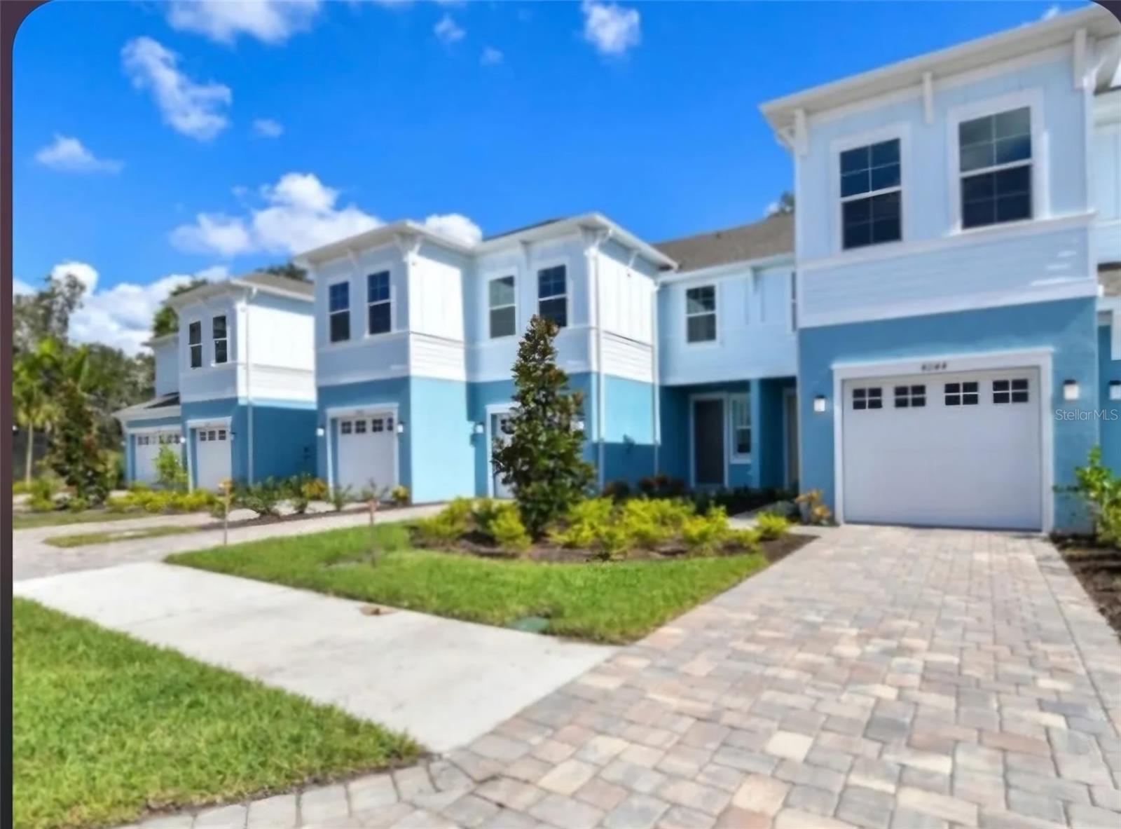 4044 VIA SIENNA CIR - Photo 1