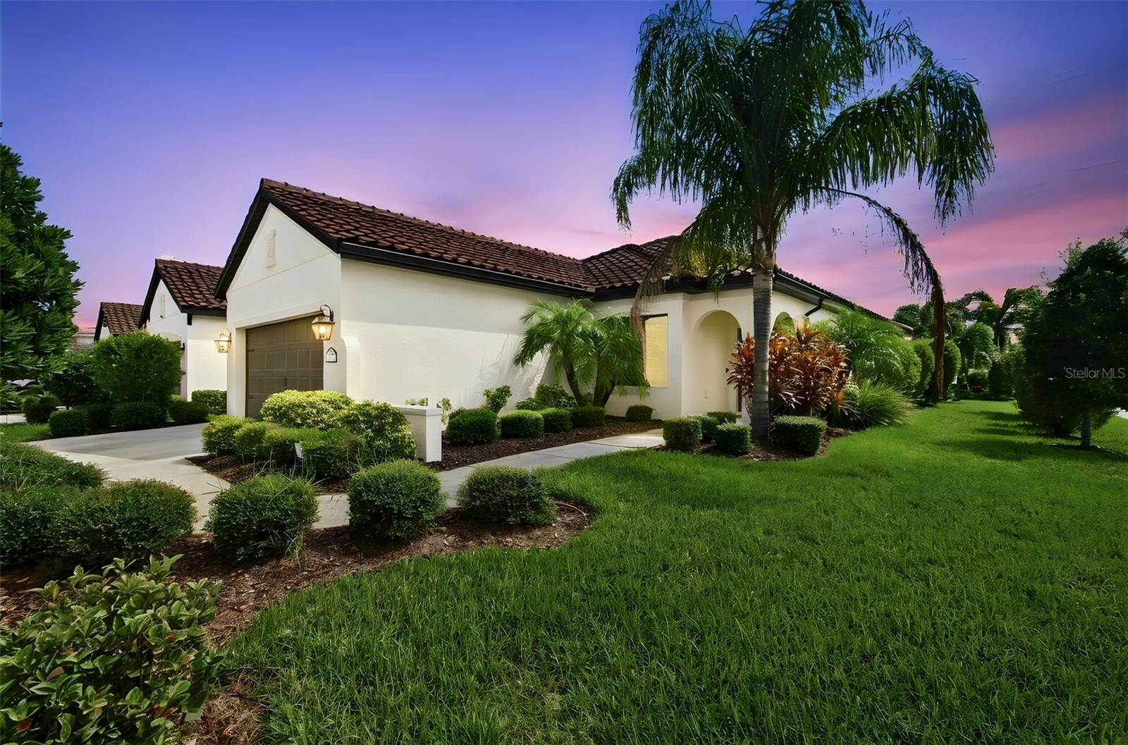 3723 AZURITE WAY - Photo 1