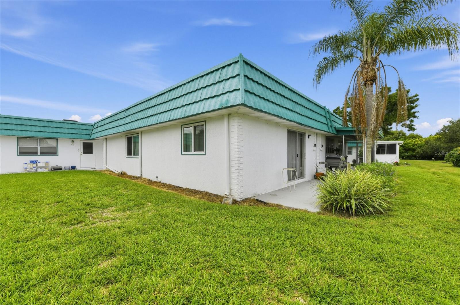 205 KINGS BLVD #67 - Photo 1