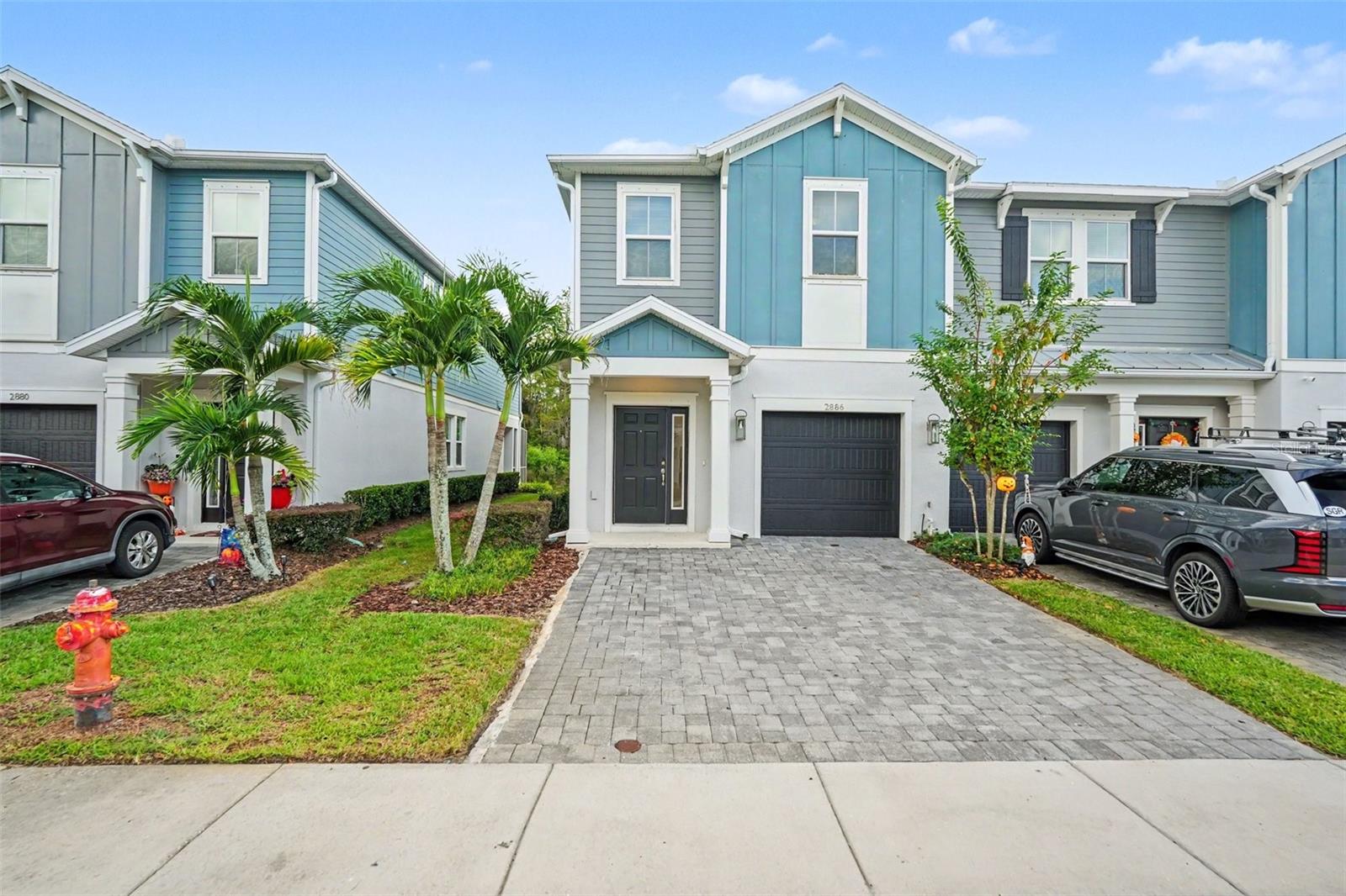 2886 GRAND KEMERTON PL - Photo 1