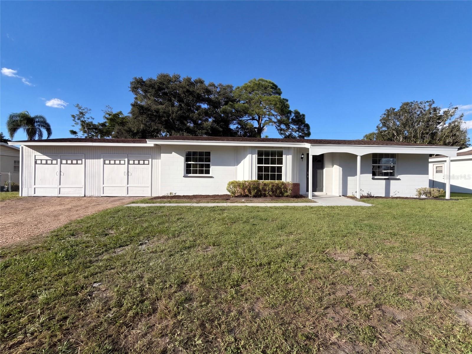 117 66TH AVE W - Photo 1