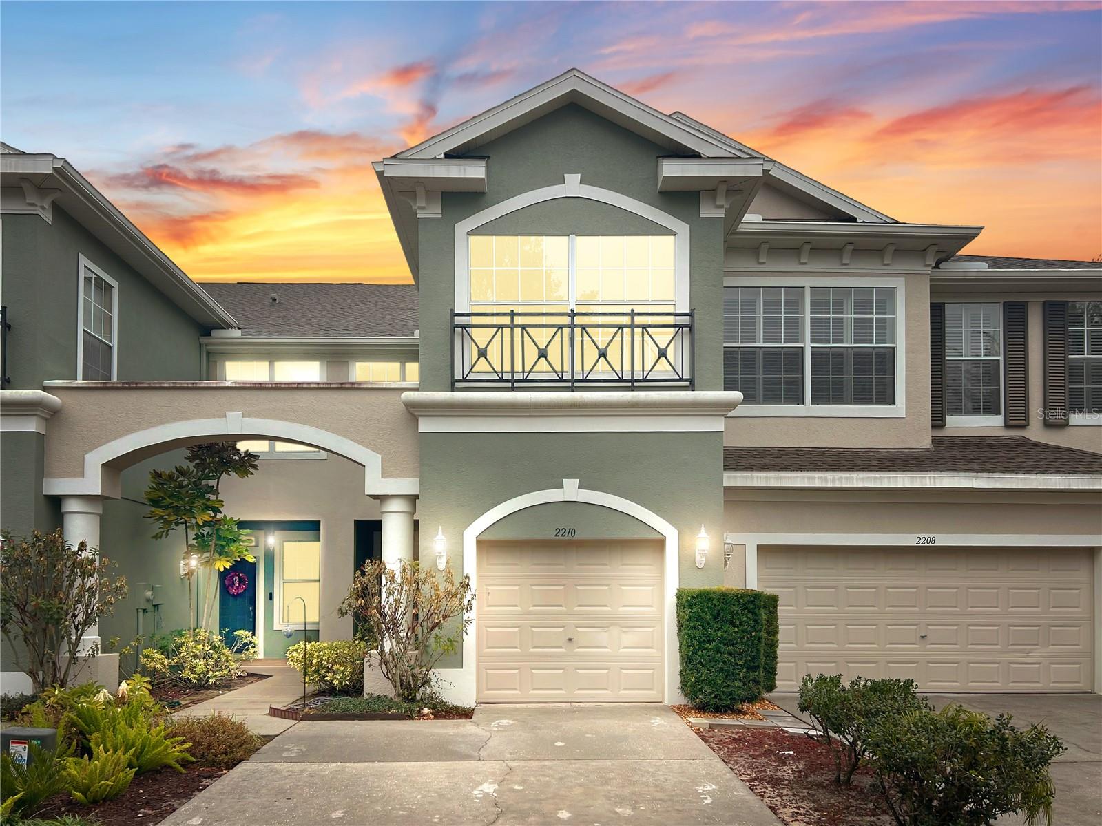 2210 PARK CRESCENT DR - Photo 1